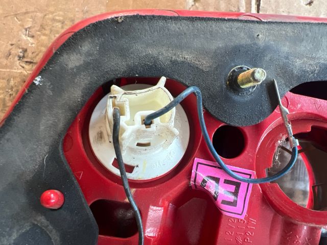 bontott CHEVROLET LACETTI Bal Belső Hátsó Lámpa