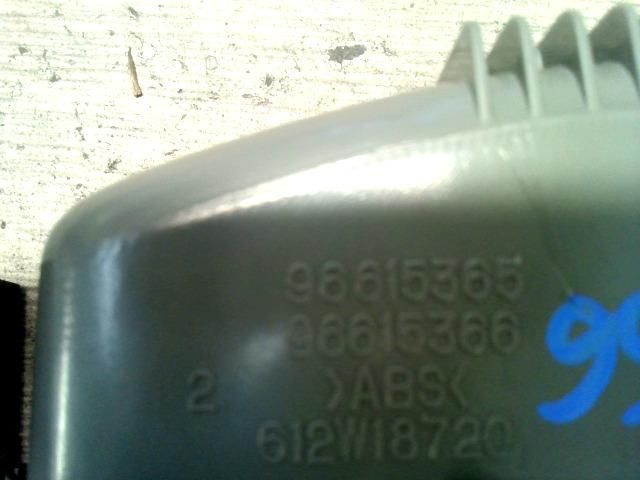 bontott CHEVROLET LACETTI Bal első Ablakemelő Kapcsoló