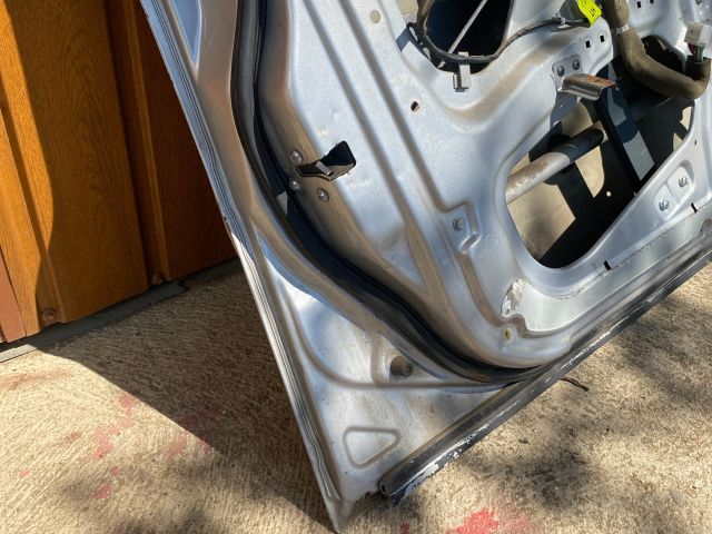 bontott CHEVROLET LACETTI Bal első Ajtó (Részeivel)