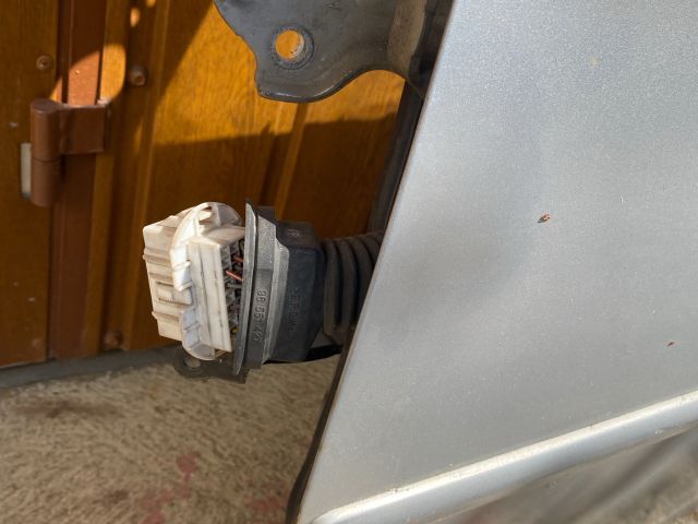 bontott CHEVROLET LACETTI Bal első Ajtó (Részeivel)