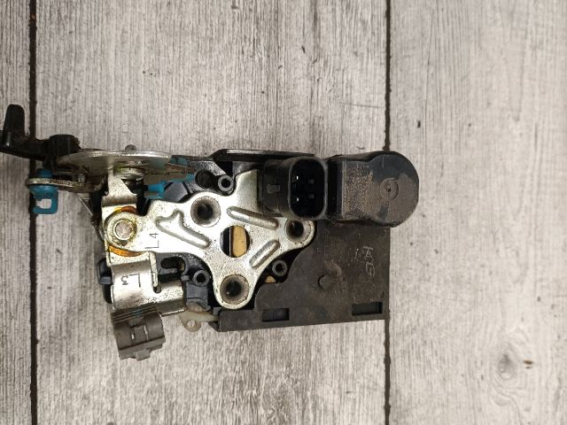 bontott CHEVROLET LACETTI Bal első Ajtózár