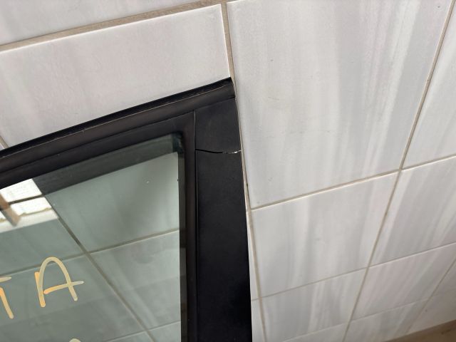 bontott CHEVROLET LACETTI Bal első Ajtózár