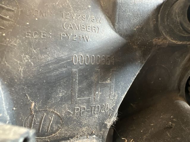 bontott CHEVROLET LACETTI Bal Fényszóró