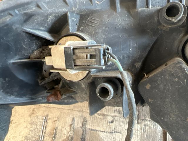 bontott CHEVROLET LACETTI Bal Fényszóró