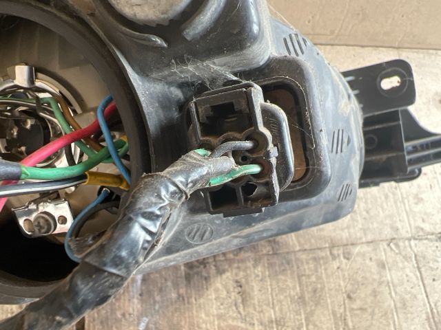 bontott CHEVROLET LACETTI Bal Fényszóró