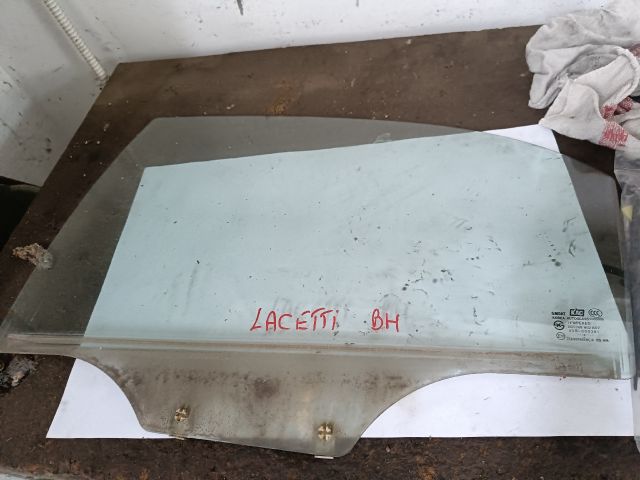bontott CHEVROLET LACETTI Bal hátsó Ablak