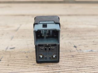 bontott CHEVROLET LACETTI Bal hátsó Ablakemelő Kapcsoló