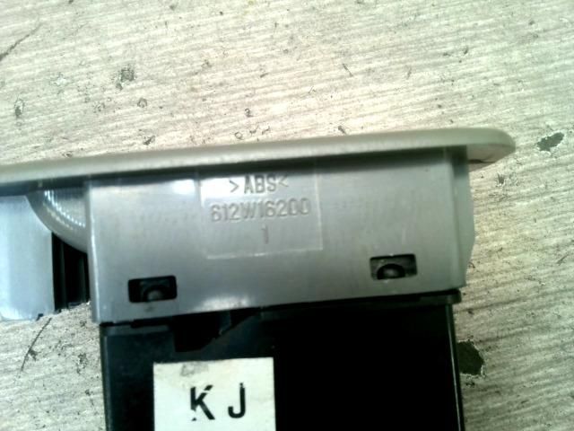 bontott CHEVROLET LACETTI Bal hátsó Ablakemelő Kapcsoló