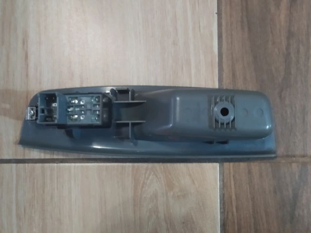 bontott CHEVROLET LACETTI Bal hátsó Ablakemelő Kapcsoló