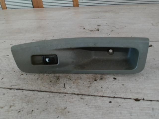 bontott CHEVROLET LACETTI Bal hátsó Ablakemelő Kapcsoló