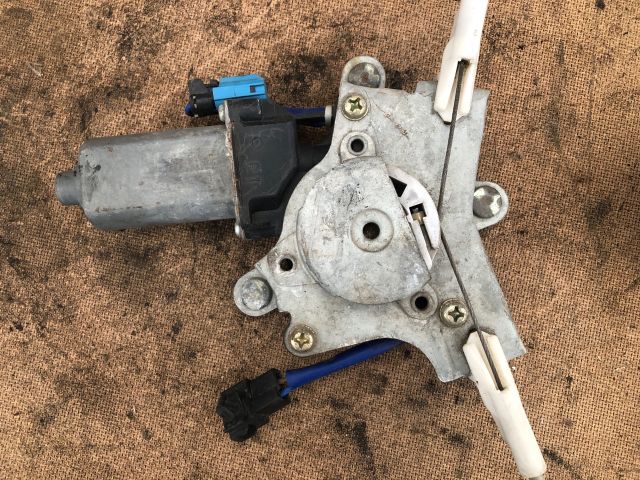 bontott CHEVROLET LACETTI Bal hátsó Ablakemelő Szerkezet (Elektromos)