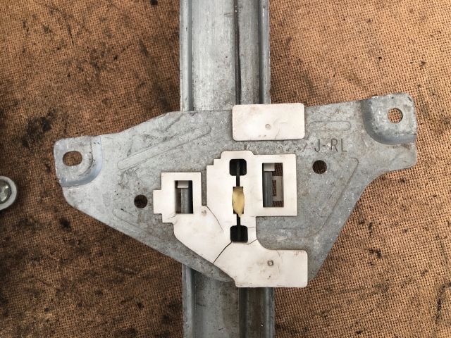 bontott CHEVROLET LACETTI Bal hátsó Ablakemelő Szerkezet (Elektromos)