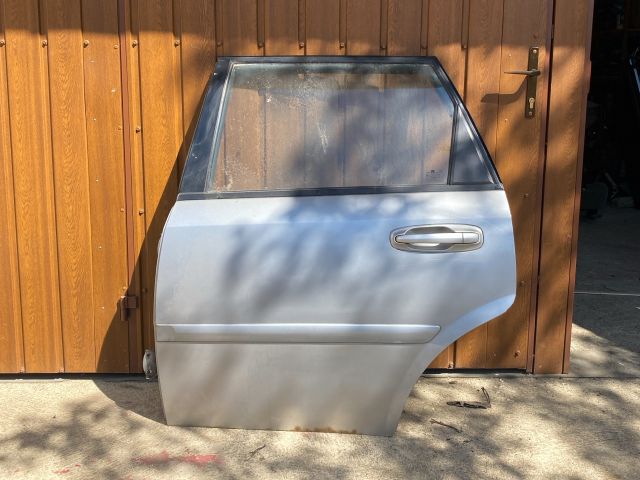 bontott CHEVROLET LACETTI Bal hátsó Ajtó (Részeivel)