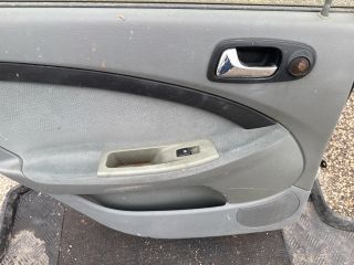 bontott CHEVROLET LACETTI Bal hátsó Ajtó (Részeivel)