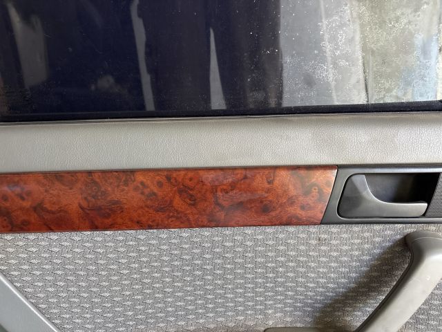 bontott CHEVROLET LACETTI Bal hátsó Ajtó (Részeivel)