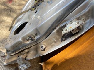 bontott CHEVROLET LACETTI Bal hátsó Ajtó (Részeivel)