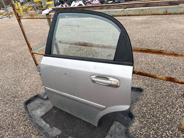 bontott CHEVROLET LACETTI Bal hátsó Ajtó (Részeivel)