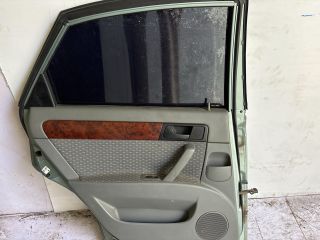 bontott CHEVROLET LACETTI Bal hátsó Ajtó (Részeivel)