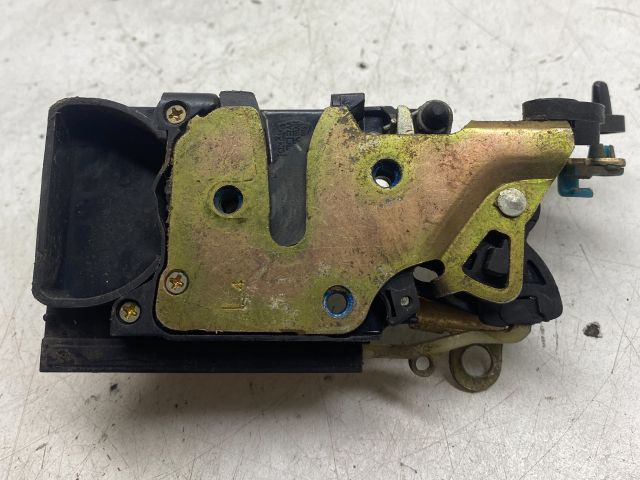 bontott CHEVROLET LACETTI Bal hátsó Ajtózár