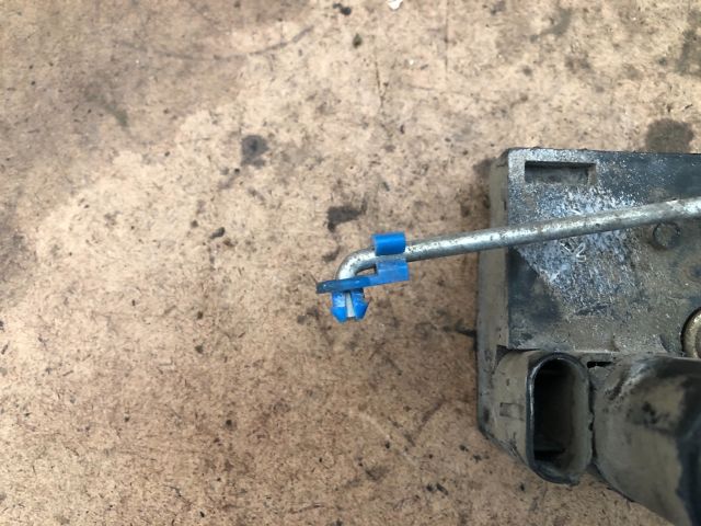 bontott CHEVROLET LACETTI Bal hátsó Ajtózár