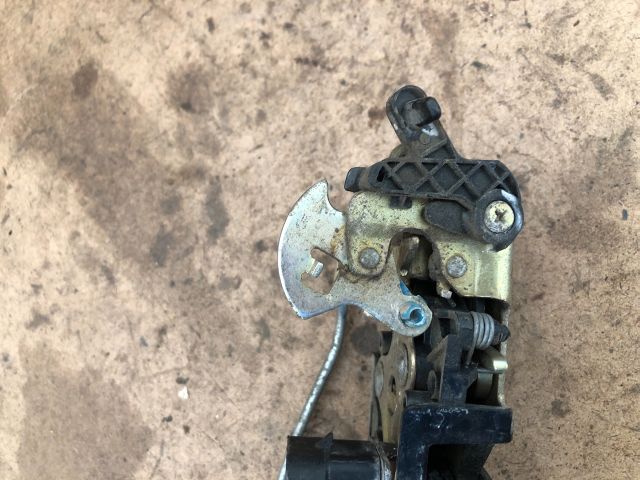 bontott CHEVROLET LACETTI Bal hátsó Ajtózár