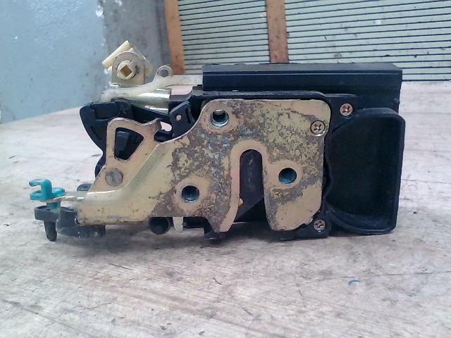 bontott CHEVROLET LACETTI Bal hátsó Ajtózár