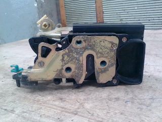 bontott CHEVROLET LACETTI Bal hátsó Ajtózár