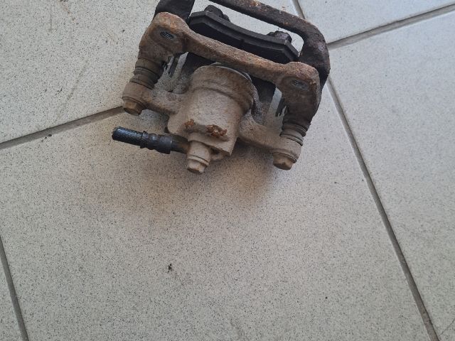 bontott CHEVROLET LACETTI Bal hátsó Féknyereg Munkahengerrel