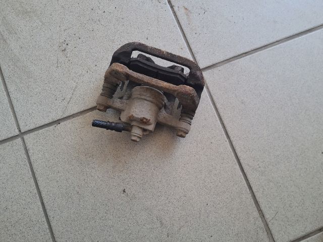 bontott CHEVROLET LACETTI Bal hátsó Féknyereg Munkahengerrel