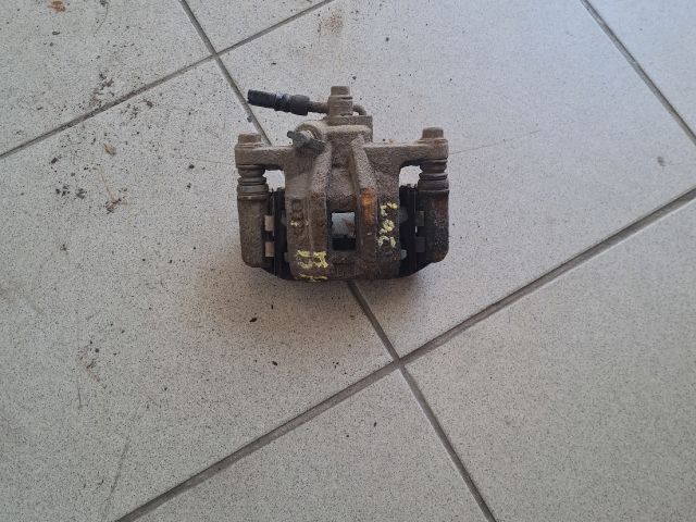 bontott CHEVROLET LACETTI Bal hátsó Féknyereg Munkahengerrel