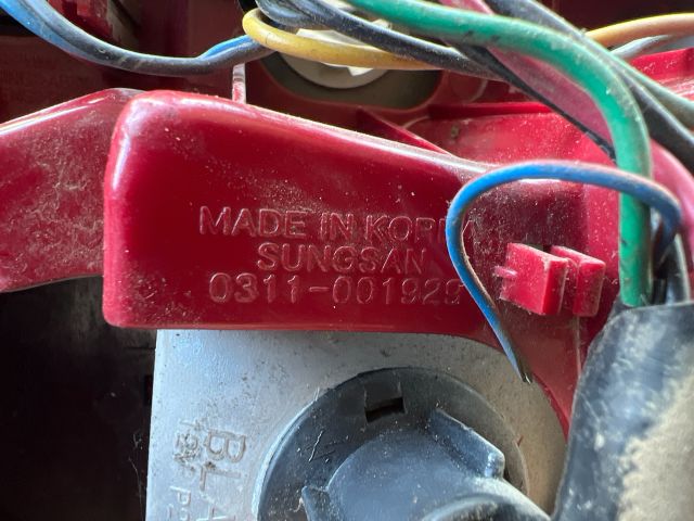 bontott CHEVROLET LACETTI Bal Hátsó Lámpa