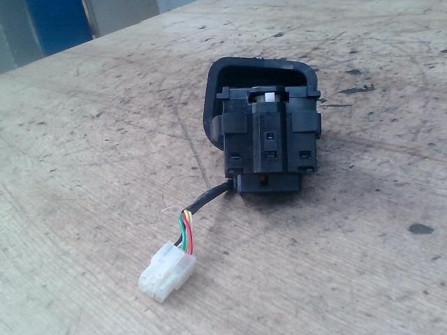 bontott CHEVROLET LACETTI Bal Kormánykapcsoló Irányjelző