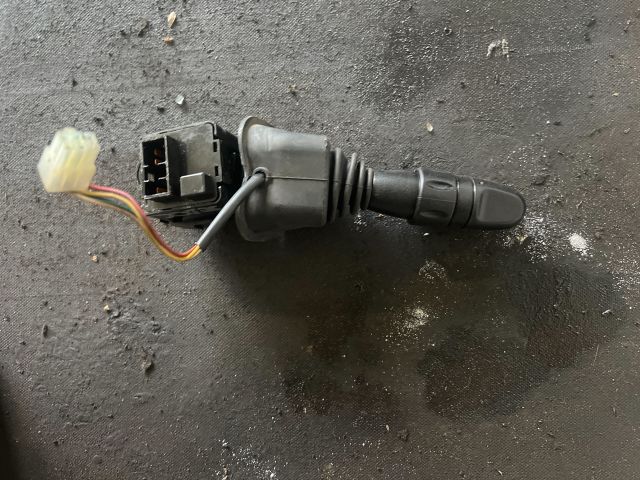 bontott CHEVROLET LACETTI Bal Kormánykapcsoló Irányjelző