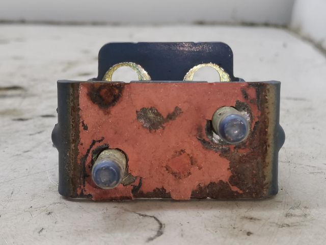 bontott CHEVROLET LACETTI Csomagtérajtó Bal Zsanér