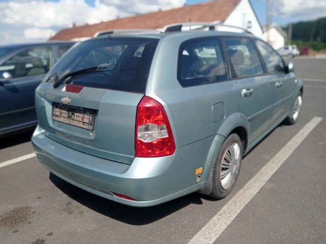 bontott CHEVROLET LACETTI Csomagtérajtó (Részeivel)