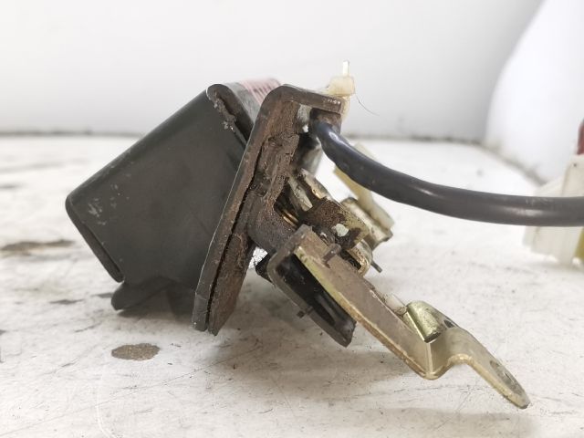 bontott CHEVROLET LACETTI Csomagtérajtó Zárszerkezet