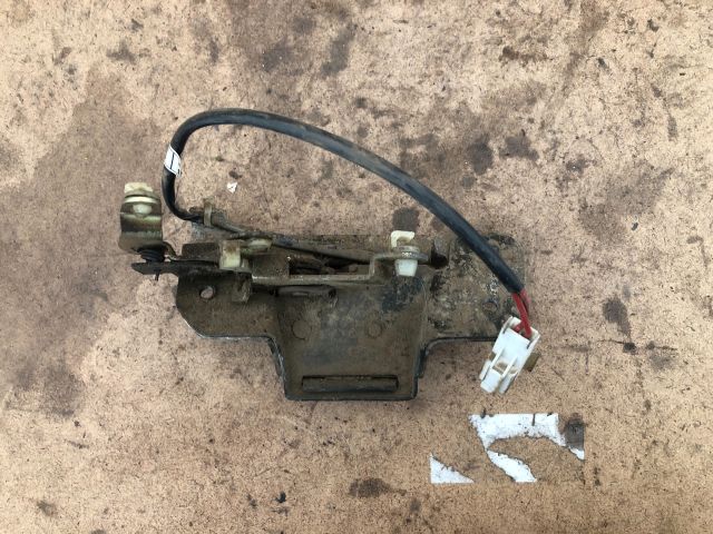 bontott CHEVROLET LACETTI Csomagtérajtó Zárszerkezet