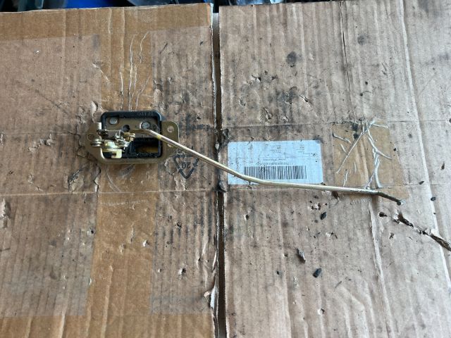 bontott CHEVROLET LACETTI Csomagtérajtó Zárszerkezet