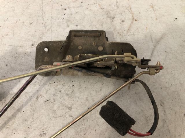 bontott CHEVROLET LACETTI Csomagtérajtó Zárszerkezet