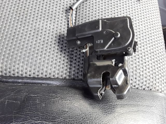 bontott CHEVROLET LACETTI Csomagtérajtó Zárszerkezet