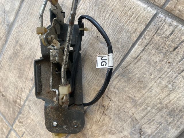 bontott CHEVROLET LACETTI Csomagtérajtó Zárszerkezet