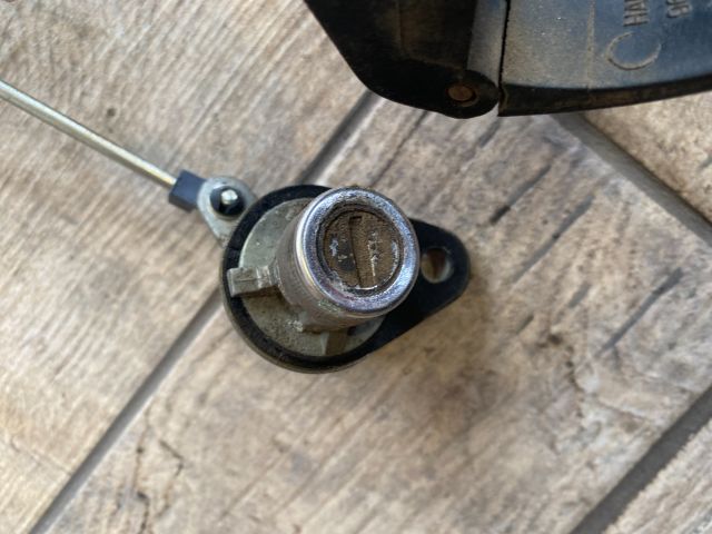 bontott CHEVROLET LACETTI Csomagtérajtó Zárszerkezet