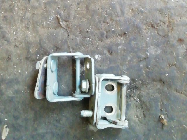 bontott CHEVROLET LACETTI Csomagtérajtó Zsanér