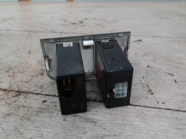 bontott CHEVROLET LACETTI Fényszórómagasság Állító Kapcsoló