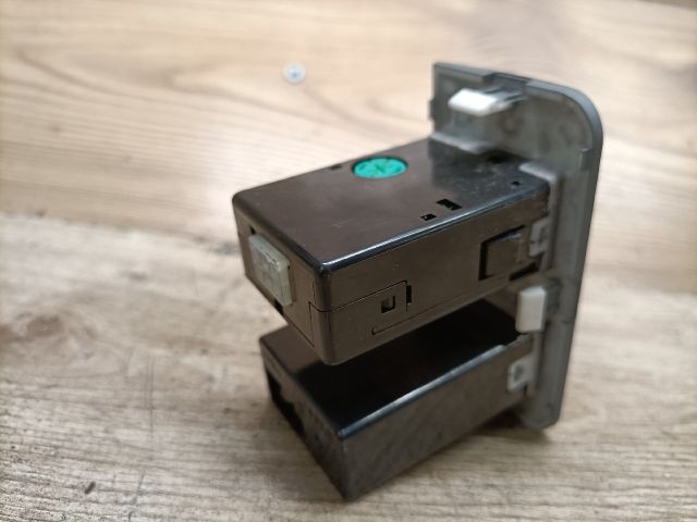 bontott CHEVROLET LACETTI Fényszórómagasság Állító Kapcsoló