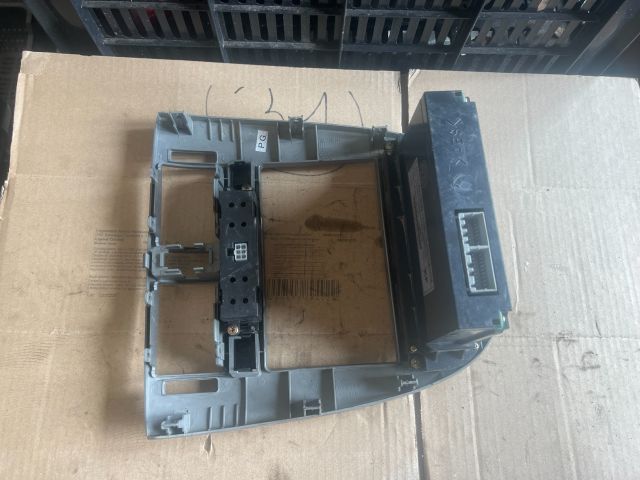 bontott CHEVROLET LACETTI Fűtéskapcsoló (digit klímás)