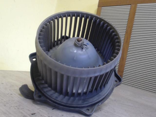 bontott CHEVROLET LACETTI Fűtőmotor (Klímás)