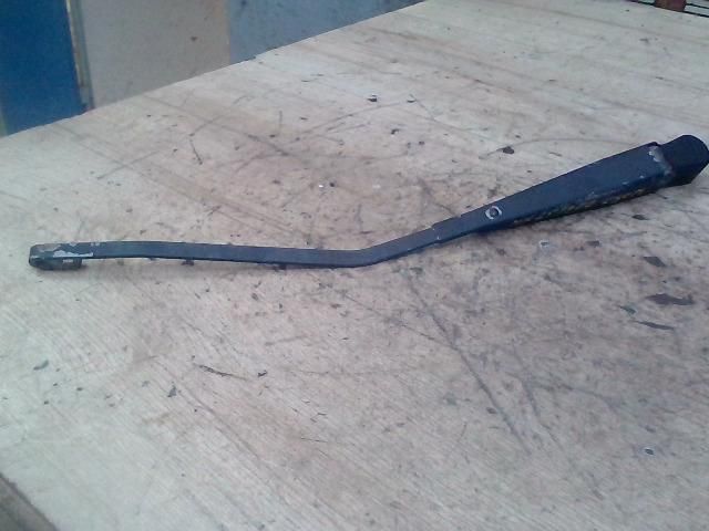 bontott CHEVROLET LACETTI Hátsó Ablaktörlő Kar