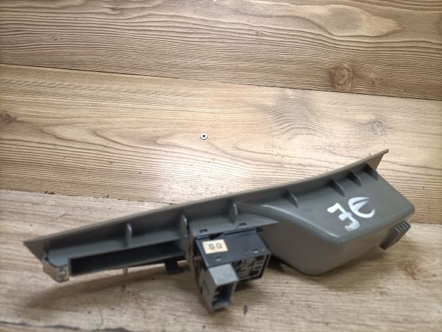 bontott CHEVROLET LACETTI Jobb első Ablakemelő Kapcsoló