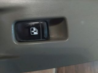 bontott CHEVROLET LACETTI Jobb első Ablakemelő Kapcsoló